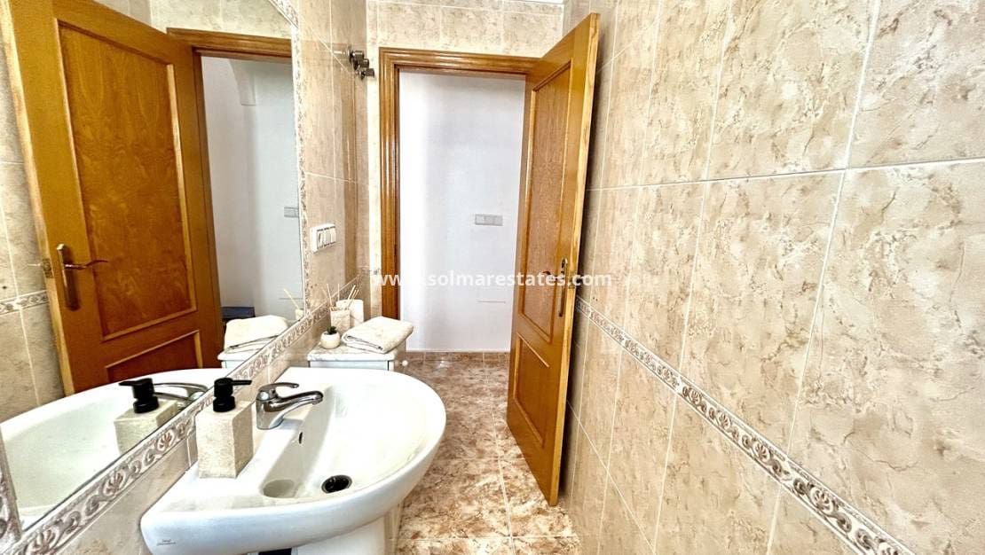 2 chambre Appartement à vendre à Cabo Roig avec piscine garage - 230 000 € (Ref: 10085223)