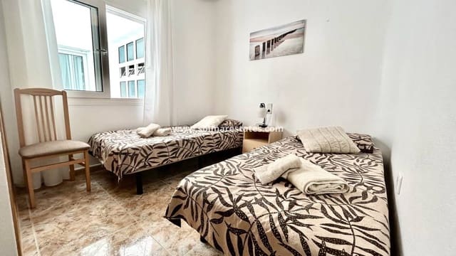 2 chambre Appartement à vendre à Cabo Roig, Orihuela avec piscine garage - 230 000 € (Ref: 10085223)