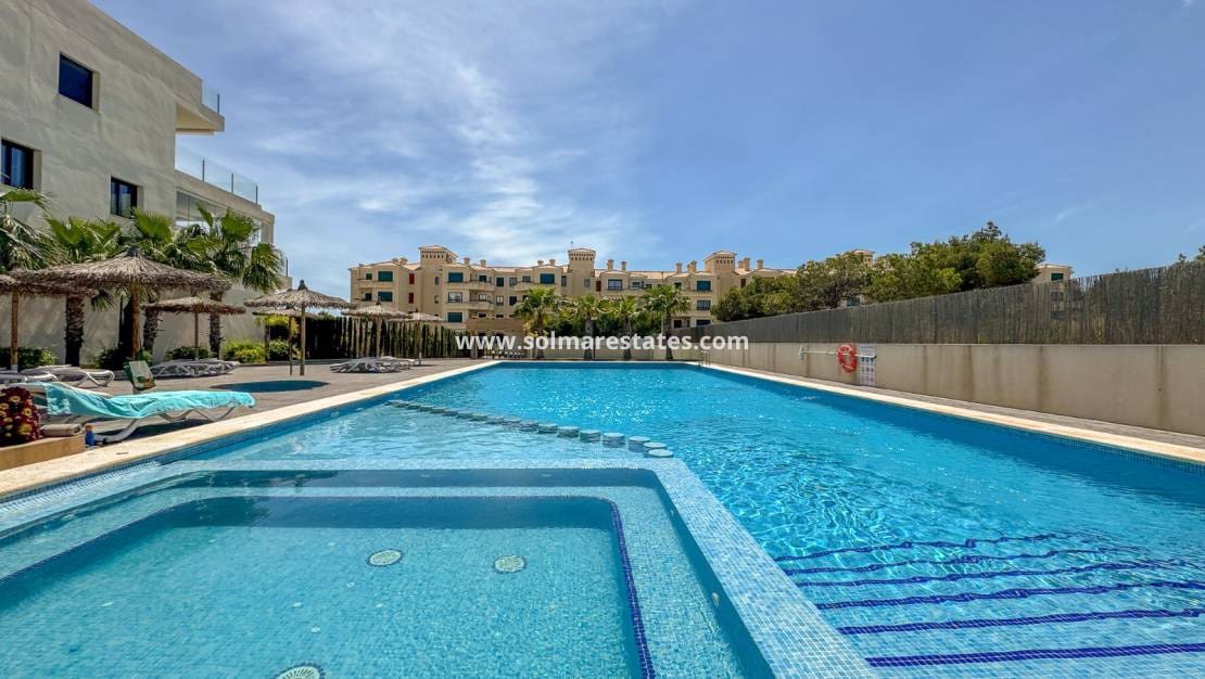 2 camera da letto Appartamento in vendita in Villamartin con piscina garage - 375.000 € (Rif: 10086553)