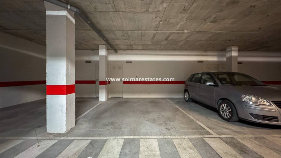 2 camera da letto Appartamento in vendita in Villamartin con piscina garage - 375.000 € (Rif: 10086553)