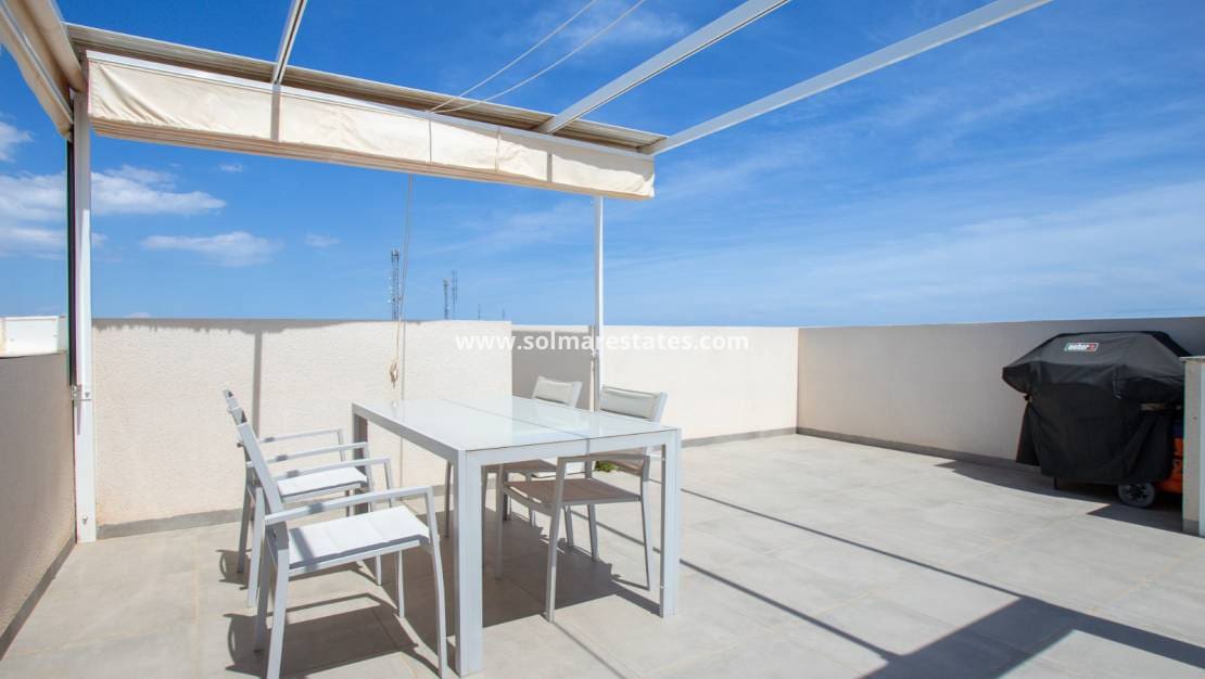 2 camera da letto Appartamento in vendita in Villamartin con piscina garage - 375.000 € (Rif: 10086553)