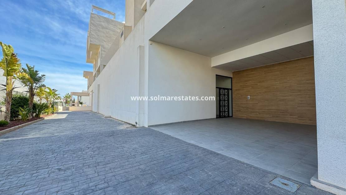 2 camera da letto Appartamento in vendita in Villamartin con piscina garage - 375.000 € (Rif: 10086553)