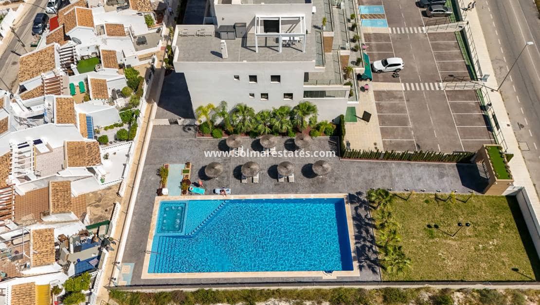 2 camera da letto Appartamento in vendita in Villamartin con piscina garage - 375.000 € (Rif: 10086553)