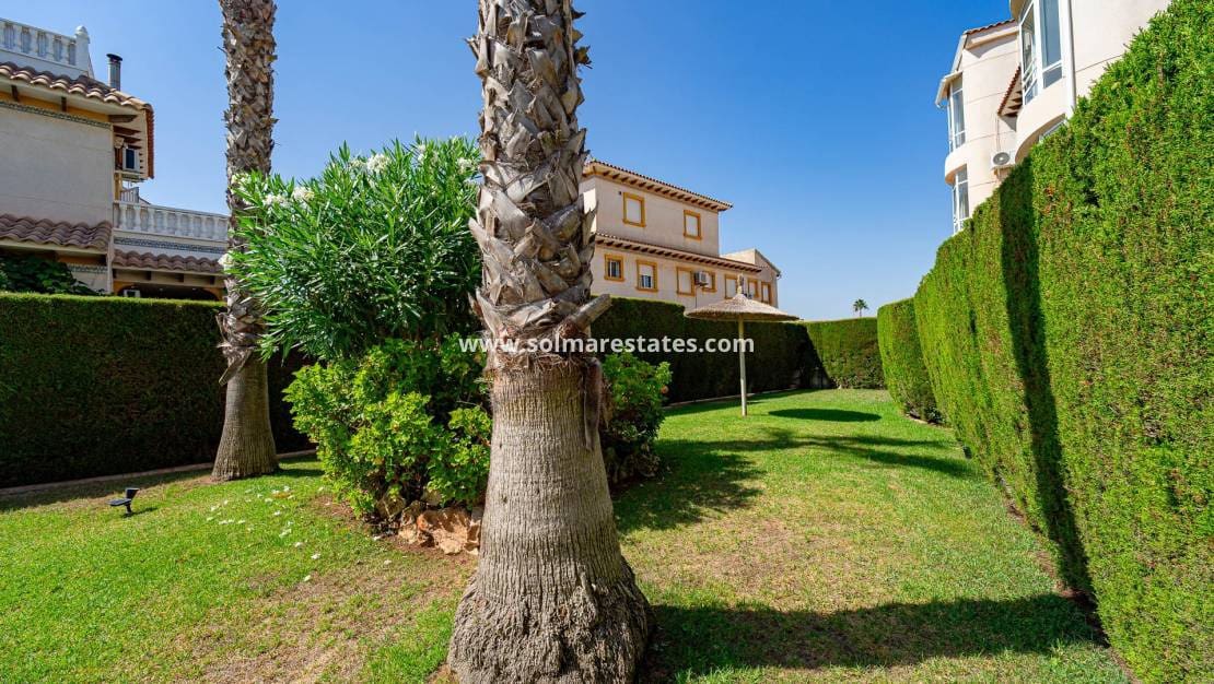 2 sypialnia Apartament na sprzedaż w Orihuela Costa z basenem - 184 900 € (Ref: 10086724)