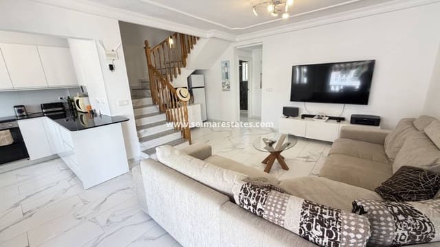 5 quarto Moradia para venda em Villamartin, Orihuela com piscina - 475 000 € (Ref: 10086726)