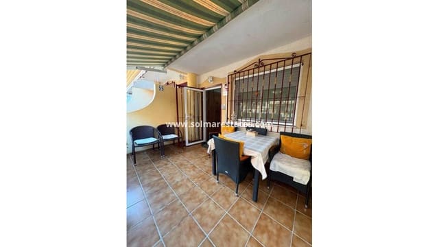 3 soveværelse Byhus til salg i Playa Flamenca, Orihuela med swimmingpool - € 200.000 (Ref: 10093708)