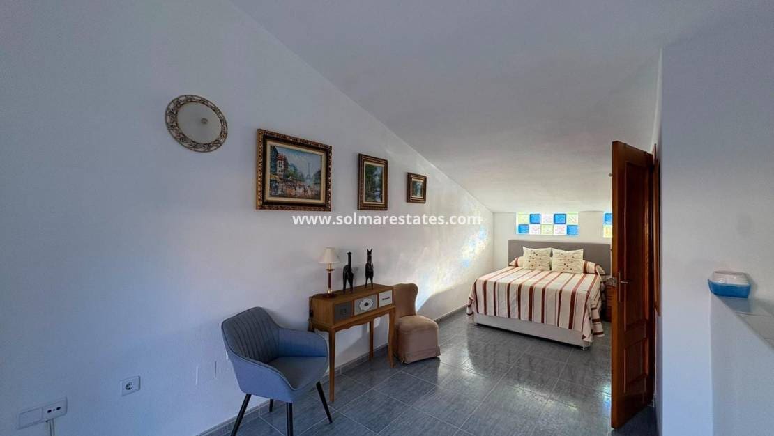 3 soveværelse Byhus til salg i Playa Flamenca med swimmingpool - € 200.000 (Ref: 10093708)