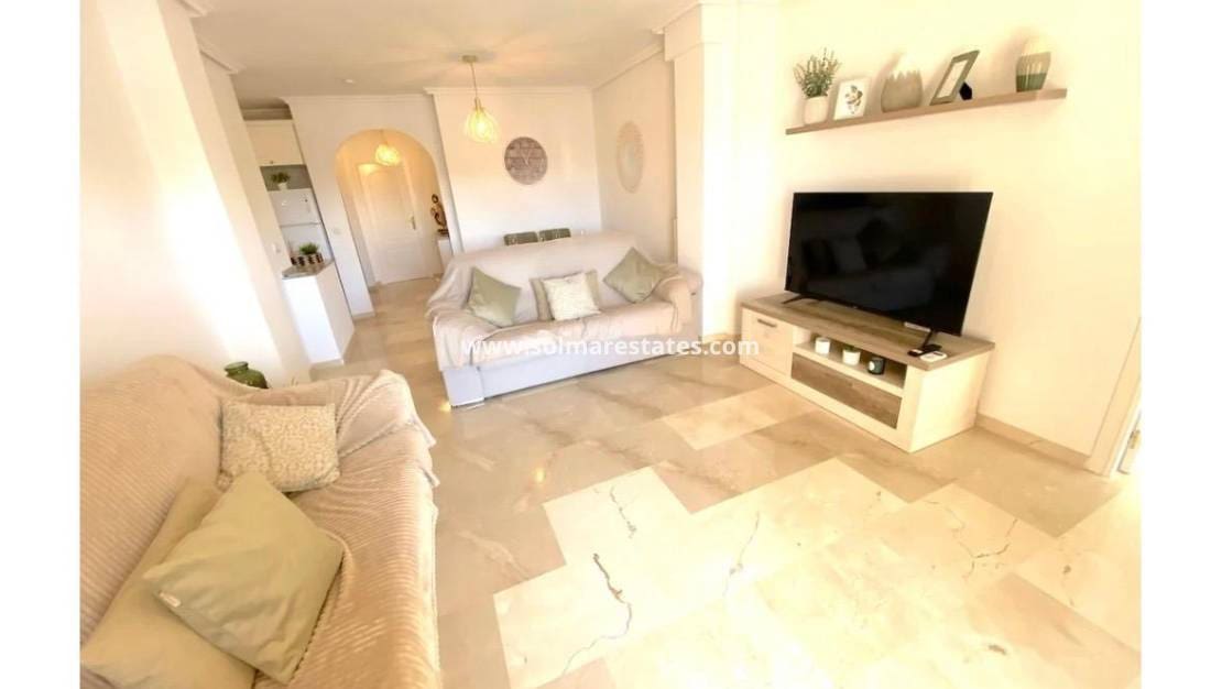 2 makuuhuone Huoneisto myytävänä paikassa Playa Flamenca mukana uima-altaan - 189 950 € (Ref: 10095018)