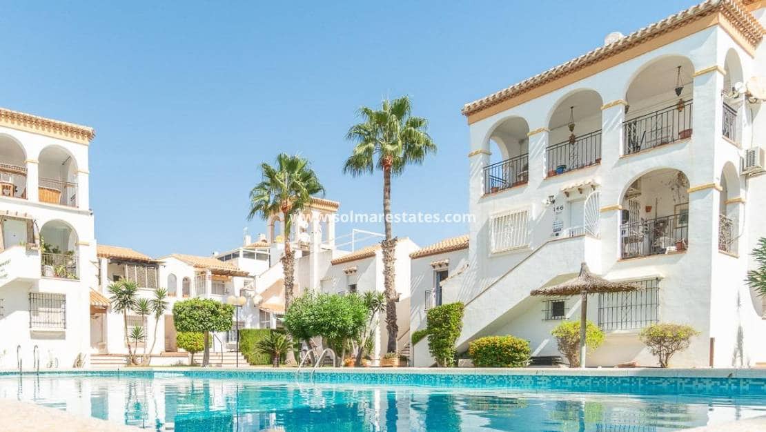 2 makuuhuone Huoneisto myytävänä paikassa Playa Flamenca mukana uima-altaan - 239 000 € (Ref: 10095464)