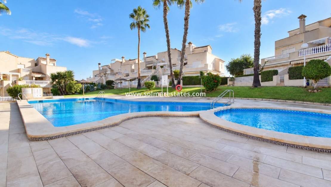 3 sypialnia Dom blizniak na sprzedaż w Los Altos z basenem - 259 000 € (Ref: 10095465)