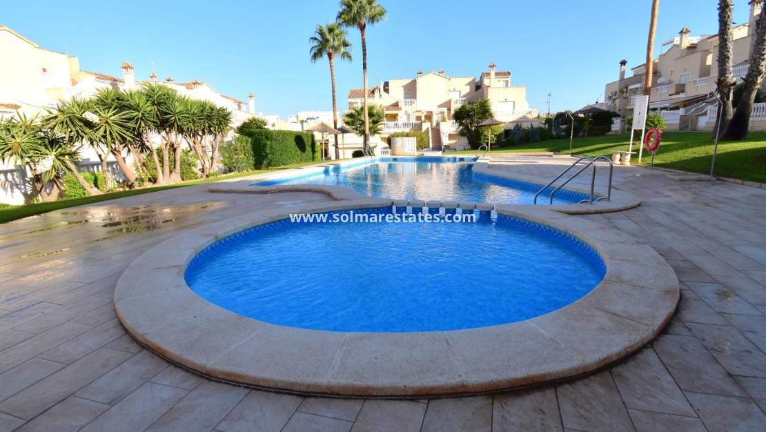 3 sypialnia Dom blizniak na sprzedaż w Los Altos z basenem - 259 000 € (Ref: 10095465)
