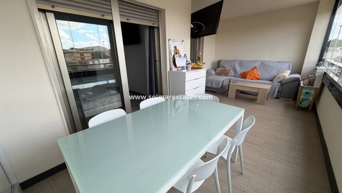 3 soveværelse Lejlighed til salg i Jacarilla med swimmingpool garage - € 165.000 (Ref: 10098614)