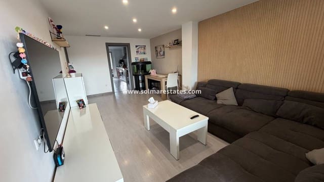 3 soveværelse Lejlighed til salg i Jacarilla med swimmingpool garage - € 165.000 (Ref: 10098614)