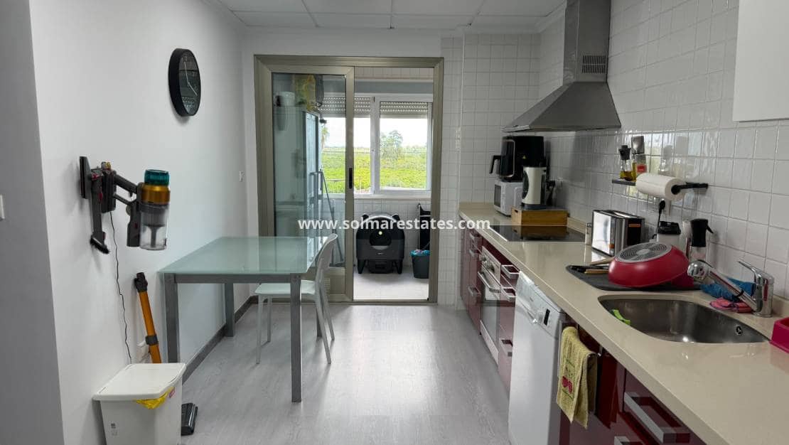 3 soveværelse Lejlighed til salg i Jacarilla med swimmingpool garage - € 165.000 (Ref: 10098614)