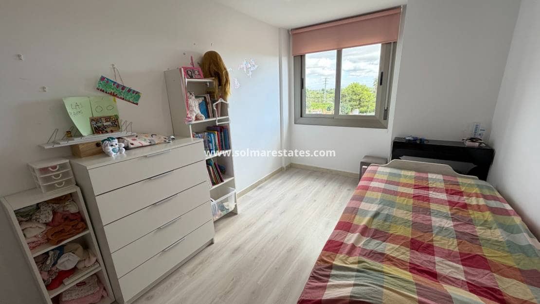 3 soveværelse Lejlighed til salg i Jacarilla med swimmingpool garage - € 165.000 (Ref: 10098614)