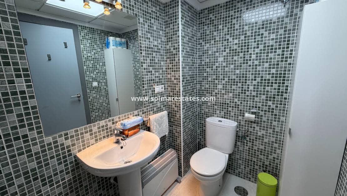 3 soveværelse Lejlighed til salg i Jacarilla med swimmingpool garage - € 165.000 (Ref: 10098614)