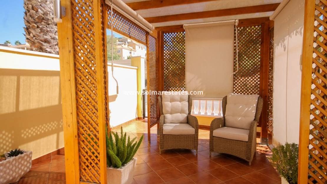 2 sypialnia Dom na sprzedaż w Orihuela Costa z basenem - 205 000 € (Ref: 10098615)