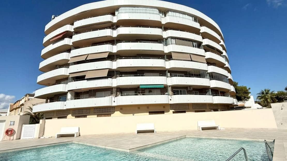 2 slaapkamer Appartement te koop in La Zenia met zwembad - € 215.000 (Ref: 10098800)