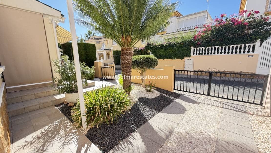 2 soverom Leilighet til salgs i Villamartin med svømmebasseng - € 219 000 (Ref: 10098954)