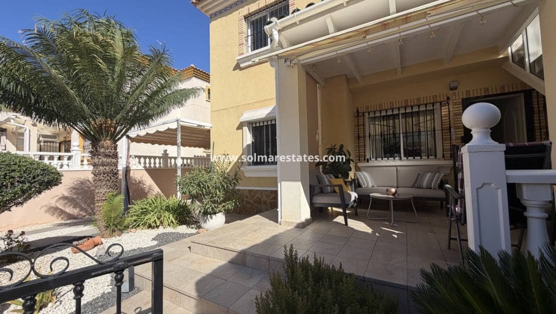 2 soverom Leilighet til salgs i Villamartin med svømmebasseng - € 219 000 (Ref: 10098954)