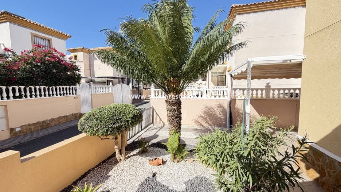 2 soverom Leilighet til salgs i Villamartin med svømmebasseng - € 219 000 (Ref: 10098954)