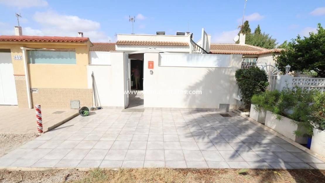 3 sovrum Bungalow till salu i La Torreta - 145 000 € (Ref: 10102853)