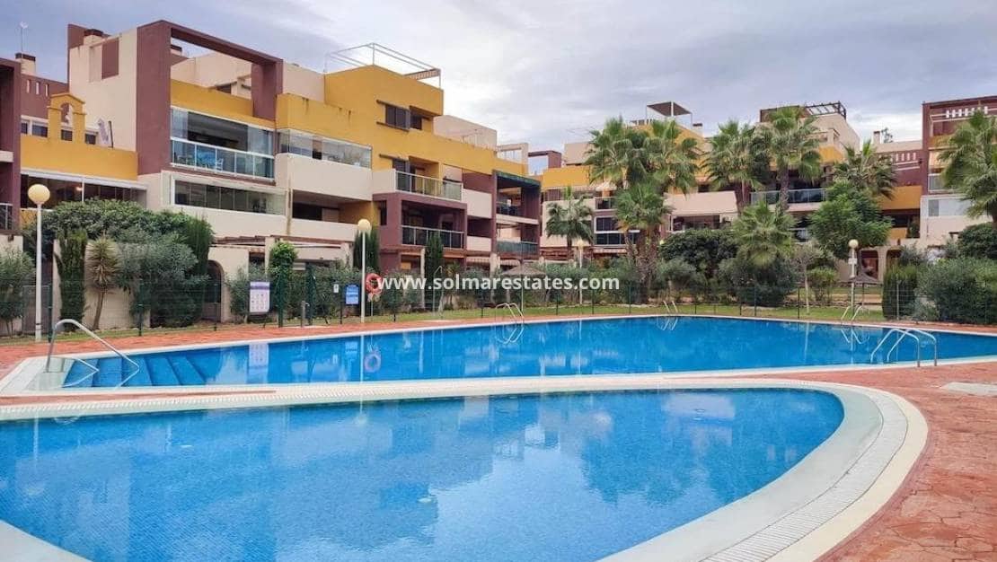 2 makuuhuone Huoneisto myytävänä paikassa Playa Flamenca mukana uima-altaan - 225 000 € (Ref: 10103518)
