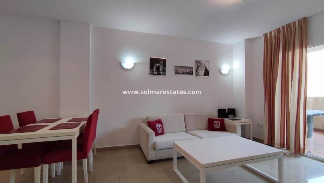 2 makuuhuone Huoneisto myytävänä paikassa Playa Flamenca mukana uima-altaan - 225 000 € (Ref: 10103518)