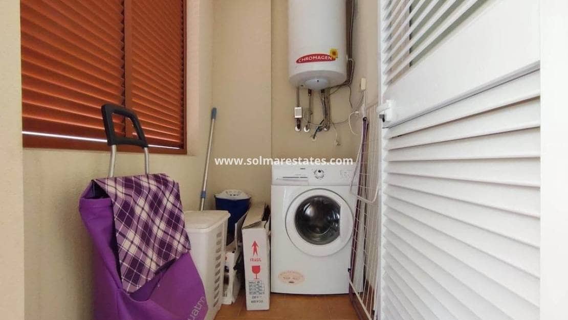2 makuuhuone Huoneisto myytävänä paikassa Playa Flamenca mukana uima-altaan - 225 000 € (Ref: 10103518)