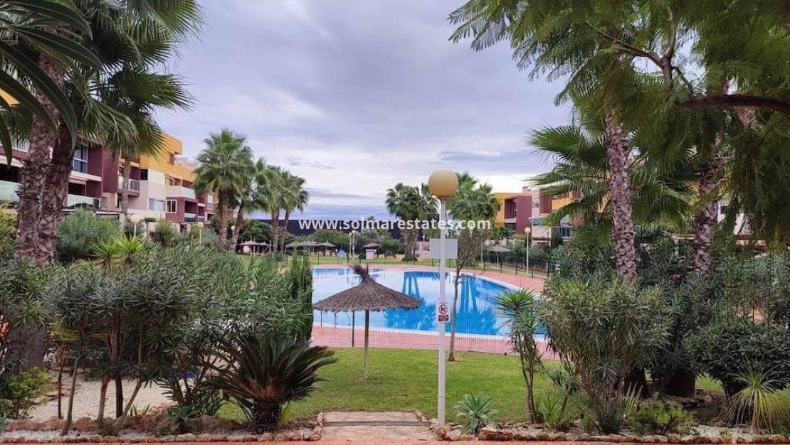 2 makuuhuone Huoneisto myytävänä paikassa Playa Flamenca mukana uima-altaan - 225 000 € (Ref: 10103518)