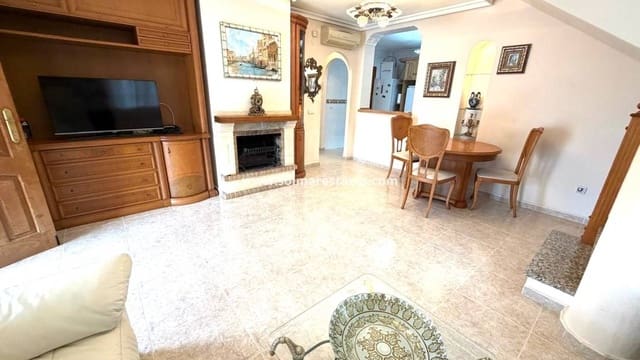 3 quarto Moradia para venda em Villamartin, Orihuela com piscina - 369 000 € (Ref: 10104285)