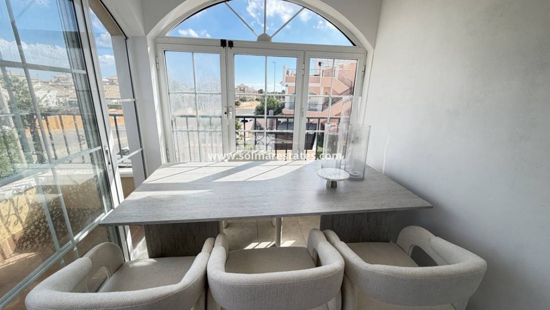 2 sovrum Lägenhet till salu i Cabo Roig med pool - 205 000 € (Ref: 10104286)