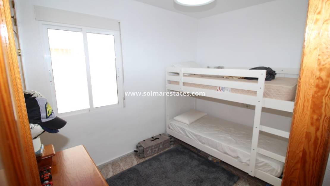 2 sovrum Lägenhet till salu i Cabo Roig med pool - 169 000 € (Ref: 10104287)