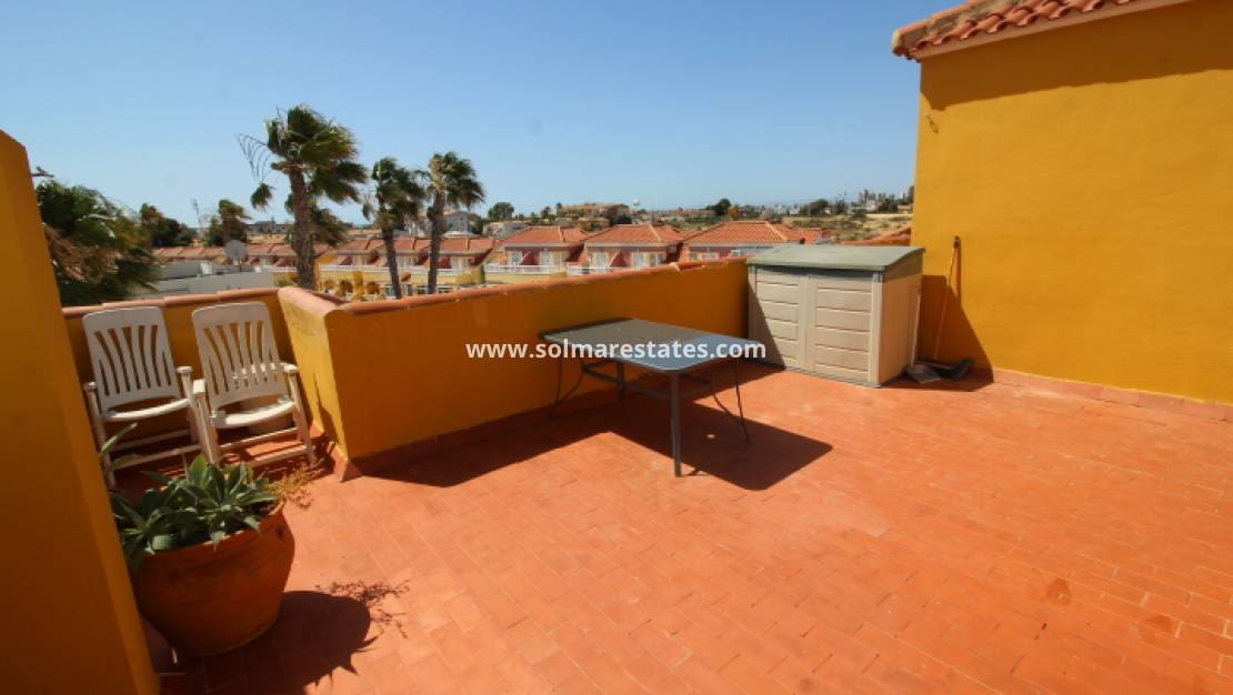 2 sovrum Lägenhet till salu i Cabo Roig med pool - 169 000 € (Ref: 10104287)