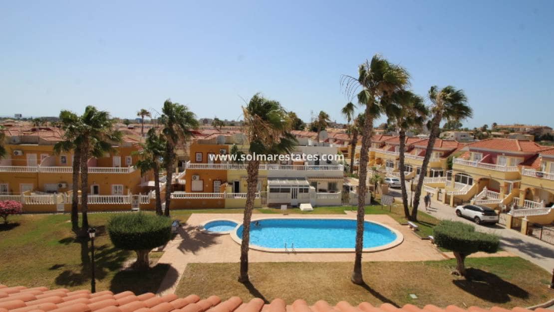 2 sovrum Lägenhet till salu i Cabo Roig med pool - 169 000 € (Ref: 10104287)