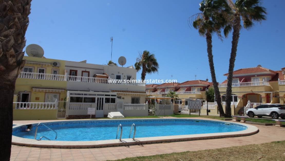 2 sovrum Lägenhet till salu i Cabo Roig med pool - 169 000 € (Ref: 10104287)