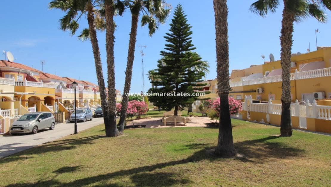 2 sovrum Lägenhet till salu i Cabo Roig med pool - 169 000 € (Ref: 10104287)