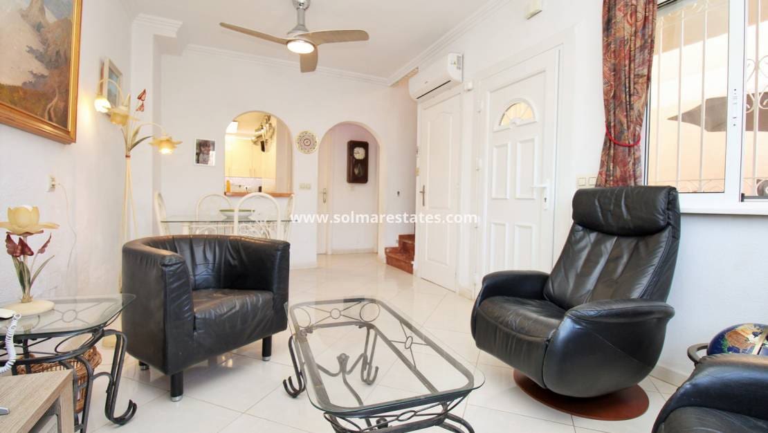 3 camera da letto Villa in vendita in Playa Flamenca con piscina garage - 259.950 € (Rif: 10111853)