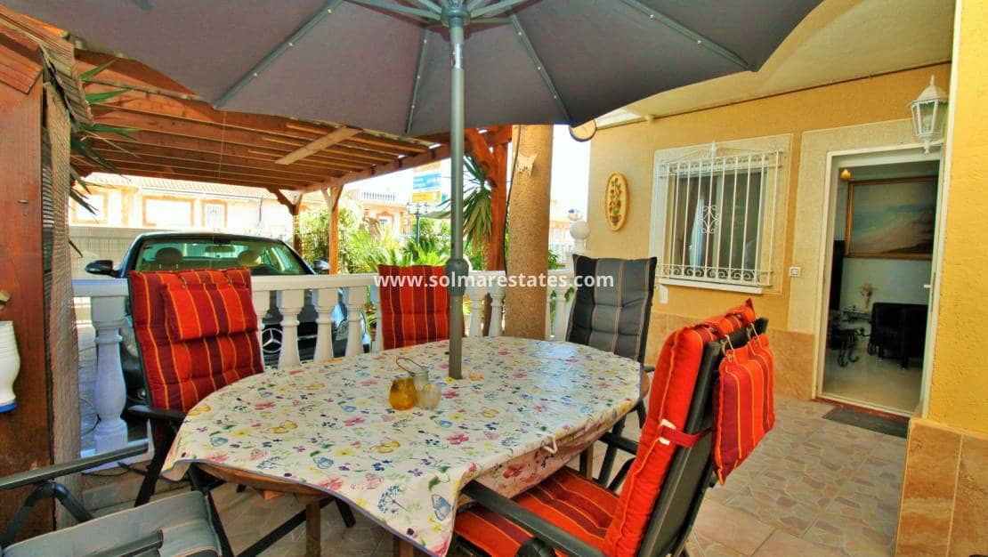 3 camera da letto Villa in vendita in Playa Flamenca con piscina garage - 259.950 € (Rif: 10111853)