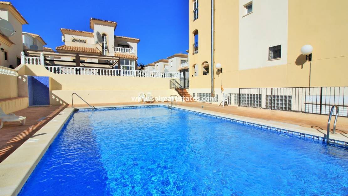 3 camera da letto Villa in vendita in Playa Flamenca con piscina garage - 259.950 € (Rif: 10111853)