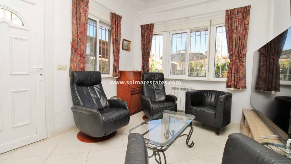 3 camera da letto Villa in vendita in Playa Flamenca con piscina garage - 259.950 € (Rif: 10111853)