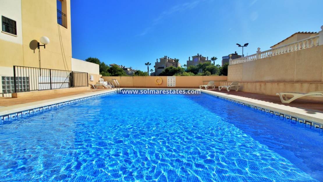 3 camera da letto Villa in vendita in Playa Flamenca con piscina garage - 259.950 € (Rif: 10111853)
