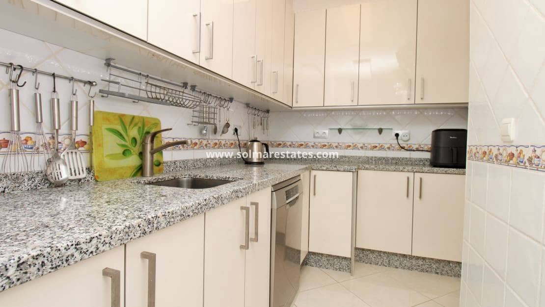 3 camera da letto Villa in vendita in Playa Flamenca con piscina garage - 259.950 € (Rif: 10111853)