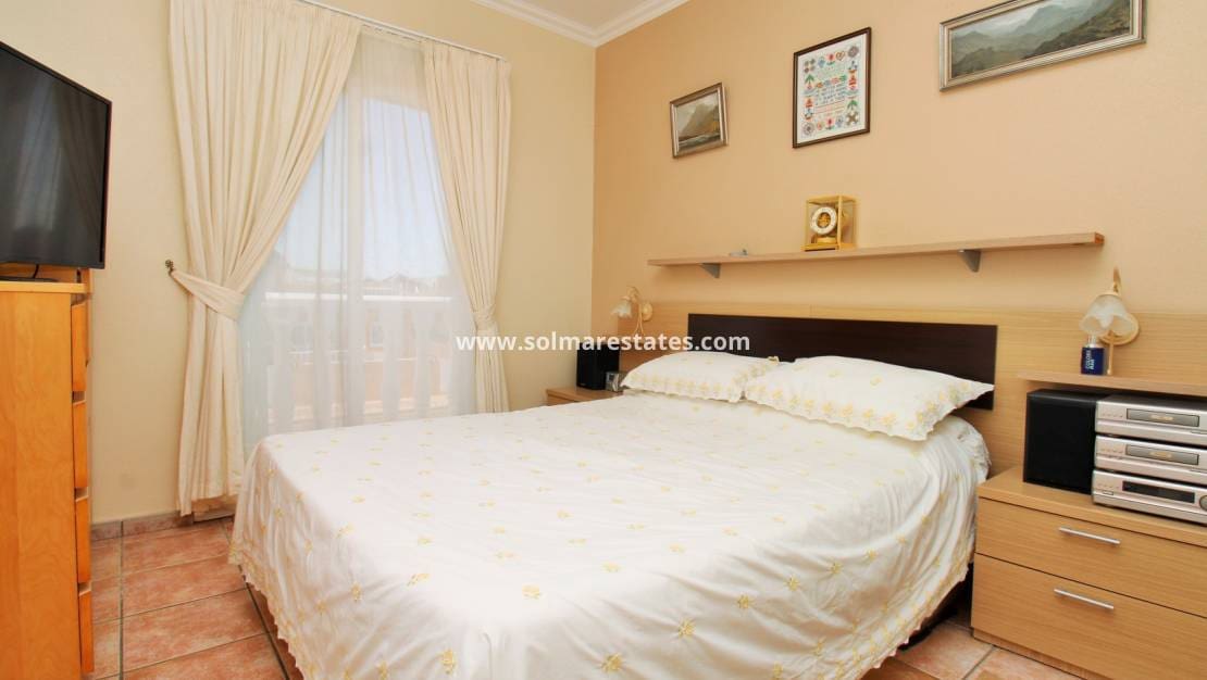 3 camera da letto Villa in vendita in Playa Flamenca con piscina garage - 259.950 € (Rif: 10111853)