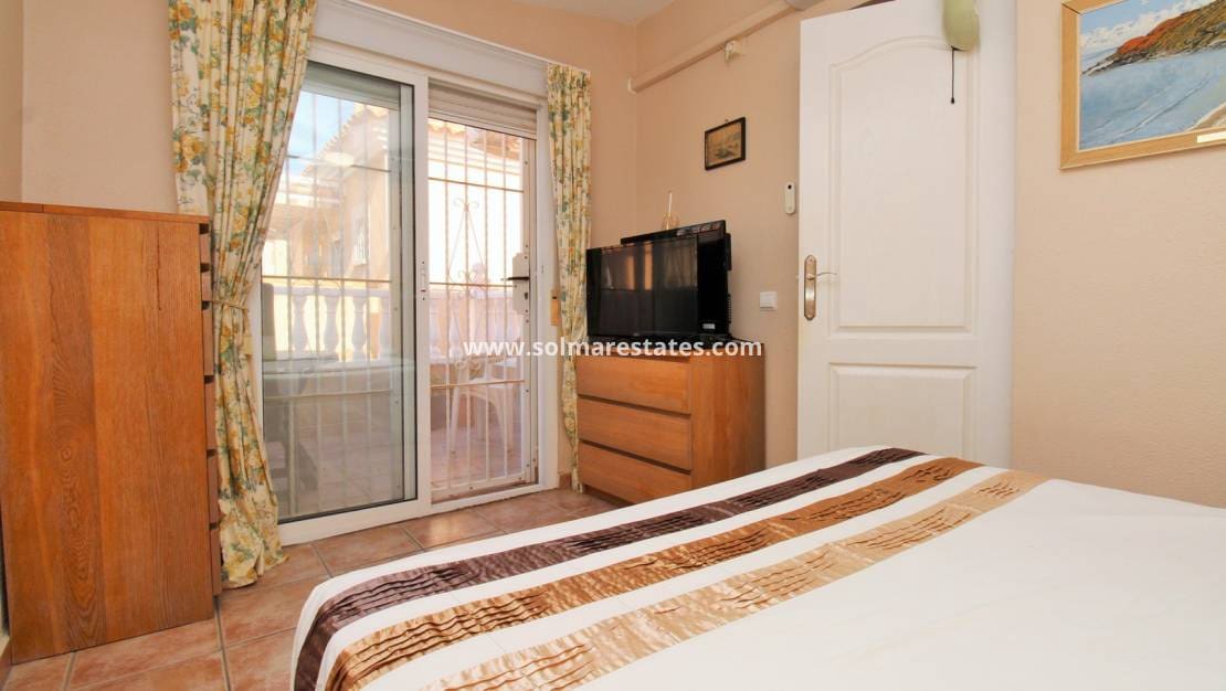 3 camera da letto Villa in vendita in Playa Flamenca con piscina garage - 259.950 € (Rif: 10111853)