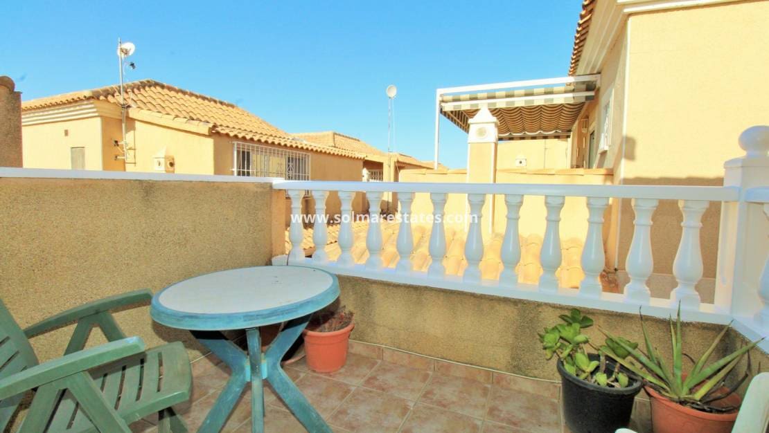 3 camera da letto Villa in vendita in Playa Flamenca con piscina garage - 259.950 € (Rif: 10111853)