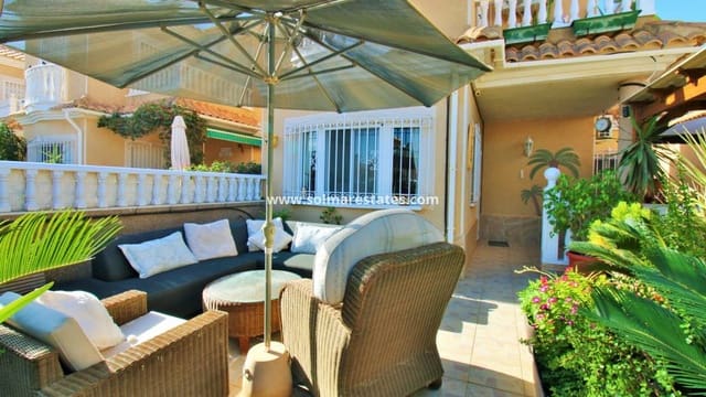3 camera da letto Villa in vendita in Playa Flamenca, Orihuela con piscina - 259.950 € (Rif: 10111853)