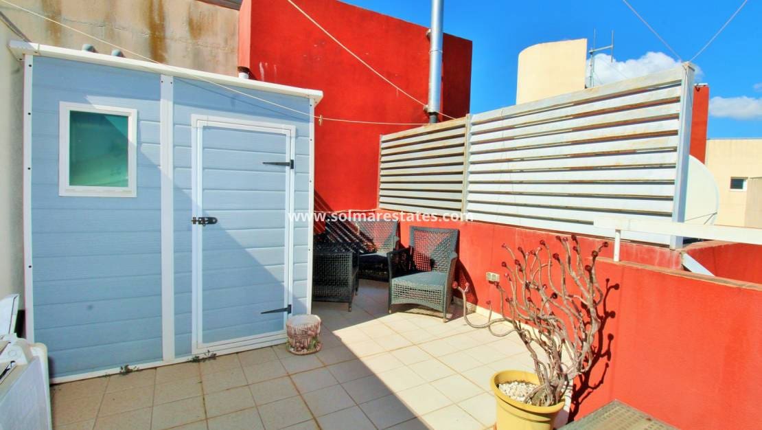 3 sovrum Radhus till salu i Villamartin med pool garage - 199 950 € (Ref: 10111854)