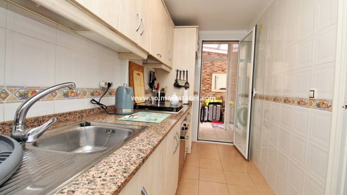 3 sovrum Radhus till salu i Villamartin med pool garage - 199 950 € (Ref: 10111854)