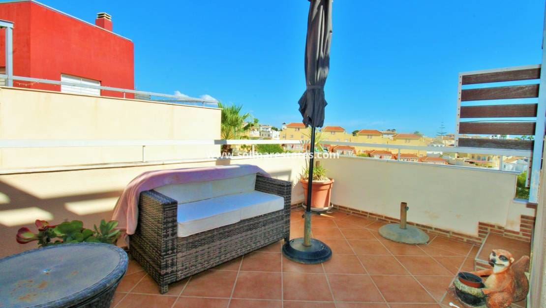 3 sovrum Radhus till salu i Villamartin med pool garage - 199 950 € (Ref: 10111854)